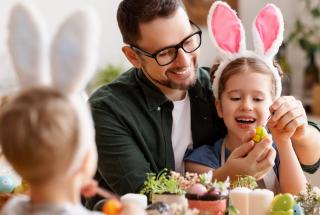 Easter Brunch 2023 at Market 39 Buffet Restaurant featuring unlimited king crab legs, snow crabs and more than 80 dishes