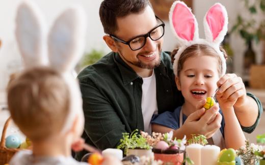 Easter Brunch 2024 at Market 39 Buffet Restaurant featuring eggs painting activity for kids